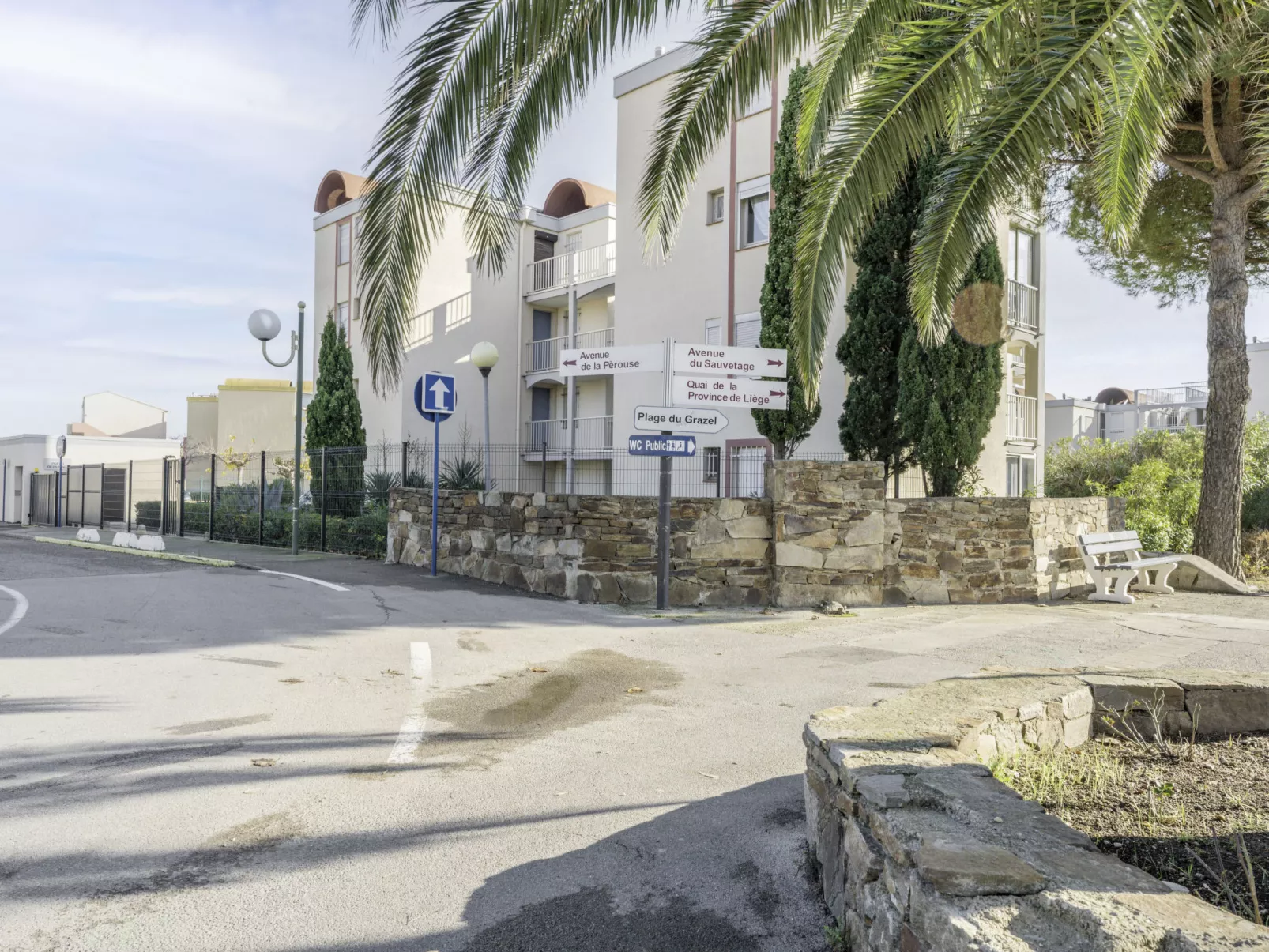 Les Portes de la Plage-Outside