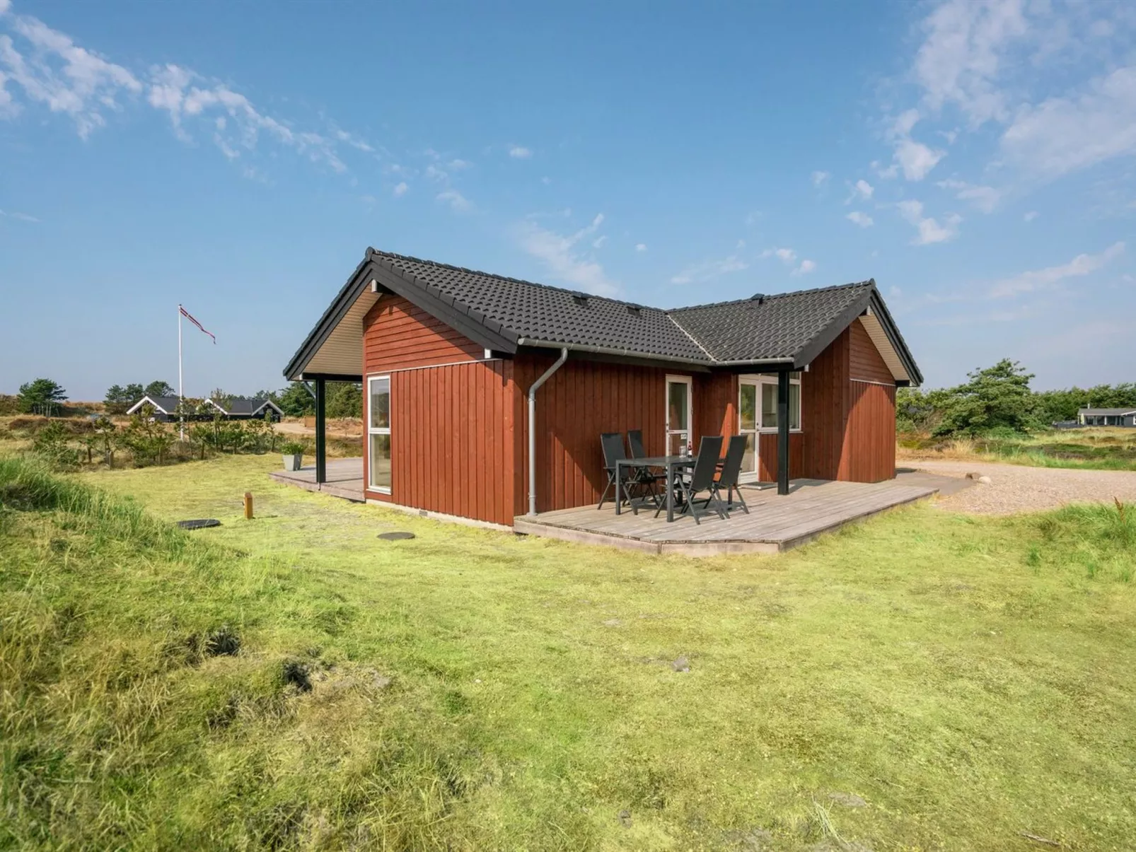 "Tiane" - 800m from the sea-Outside