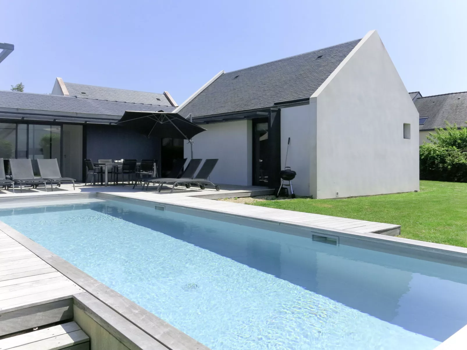 Villa Noalou-Outside