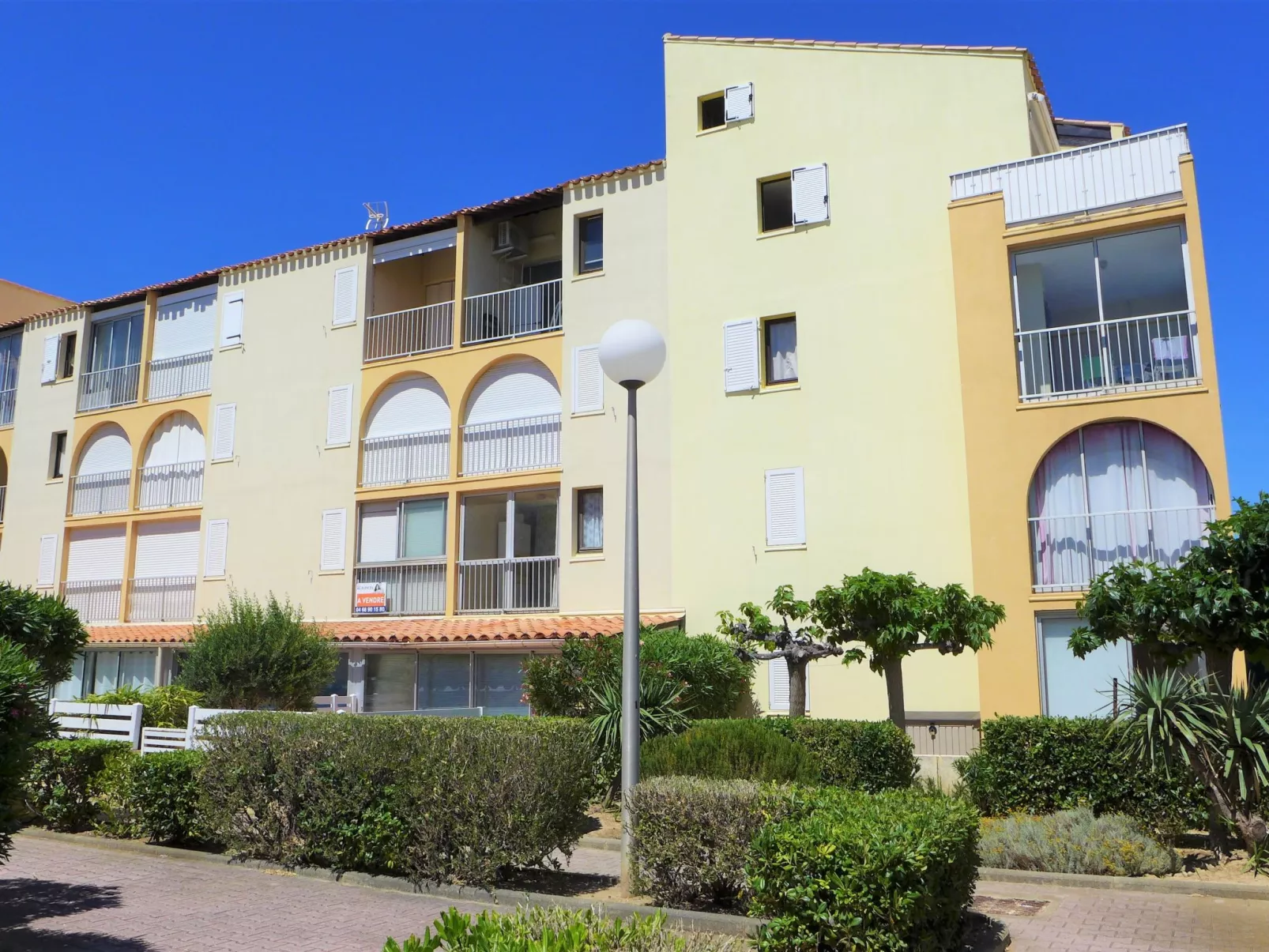 Les Maisons sur la Plage-Outside