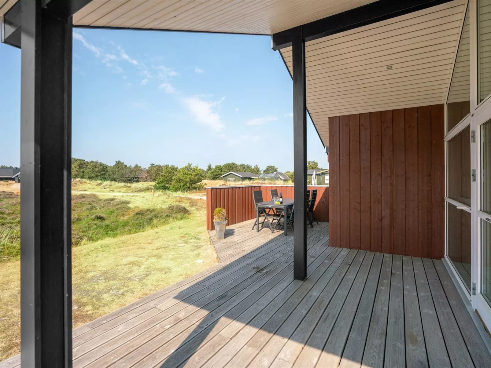 "Tiane" - 800m from the sea-Outside