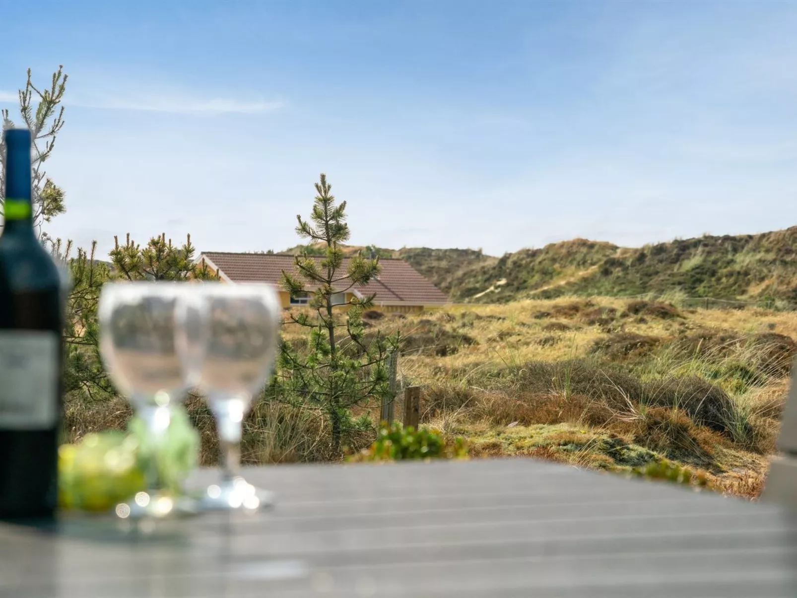 "Tiane" - 800m from the sea-Outside
