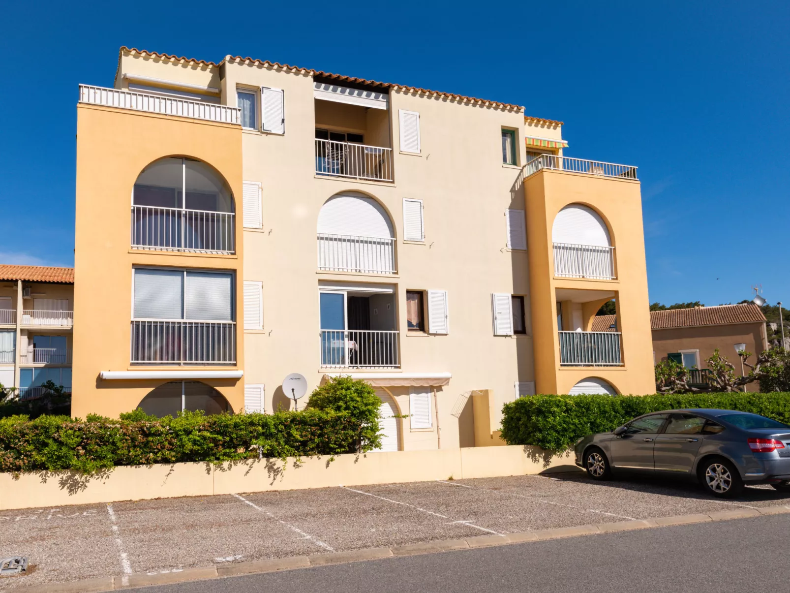 Les Maisons sur la Plage-Outside