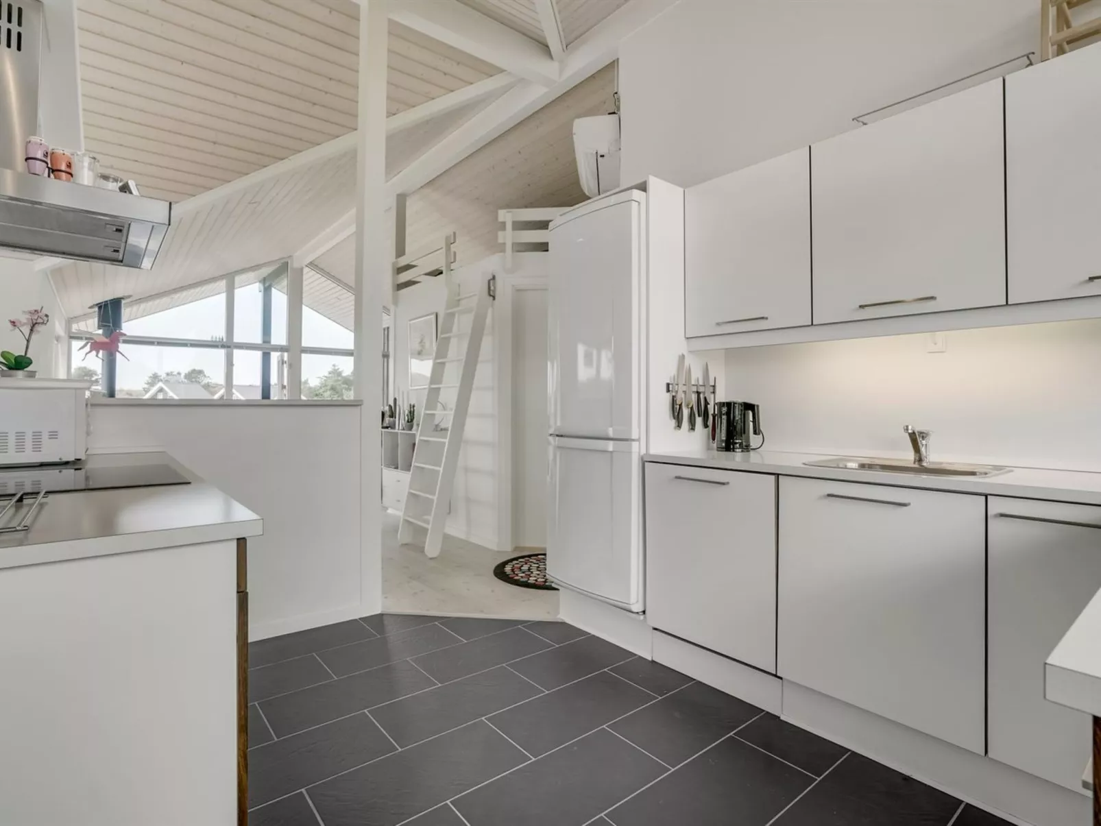 "Tiane" - 800m from the sea-Inside