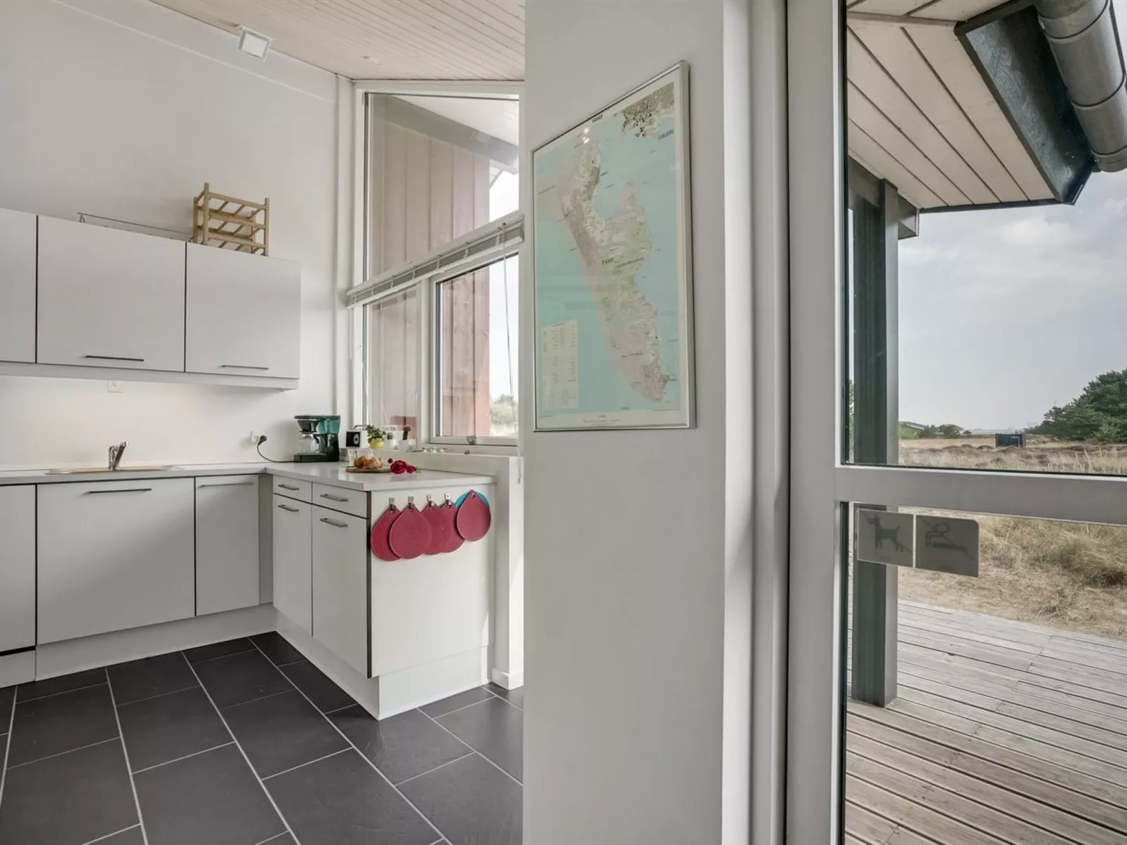 "Tiane" - 800m from the sea-Inside