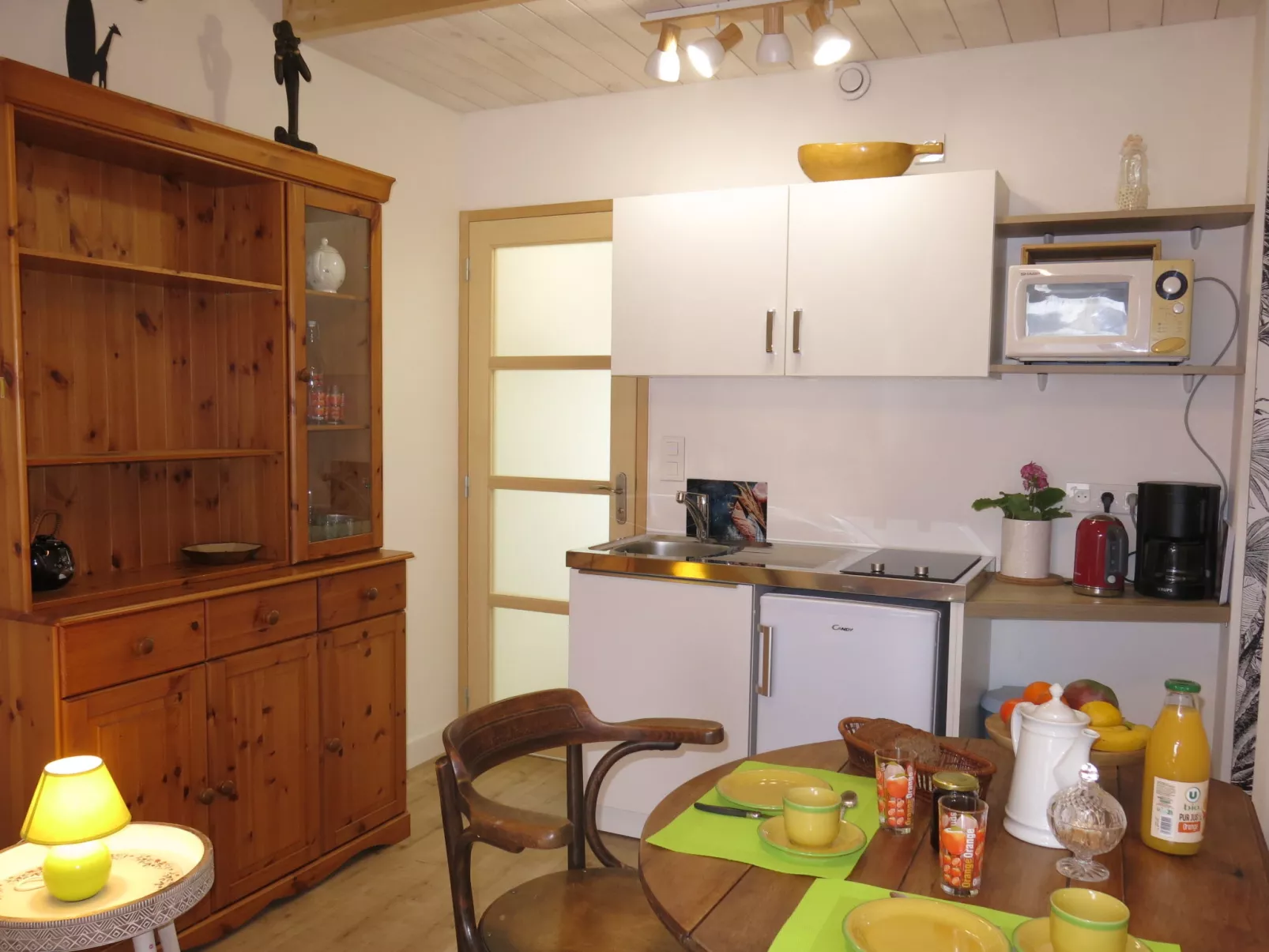 Petit grain de café-Inside