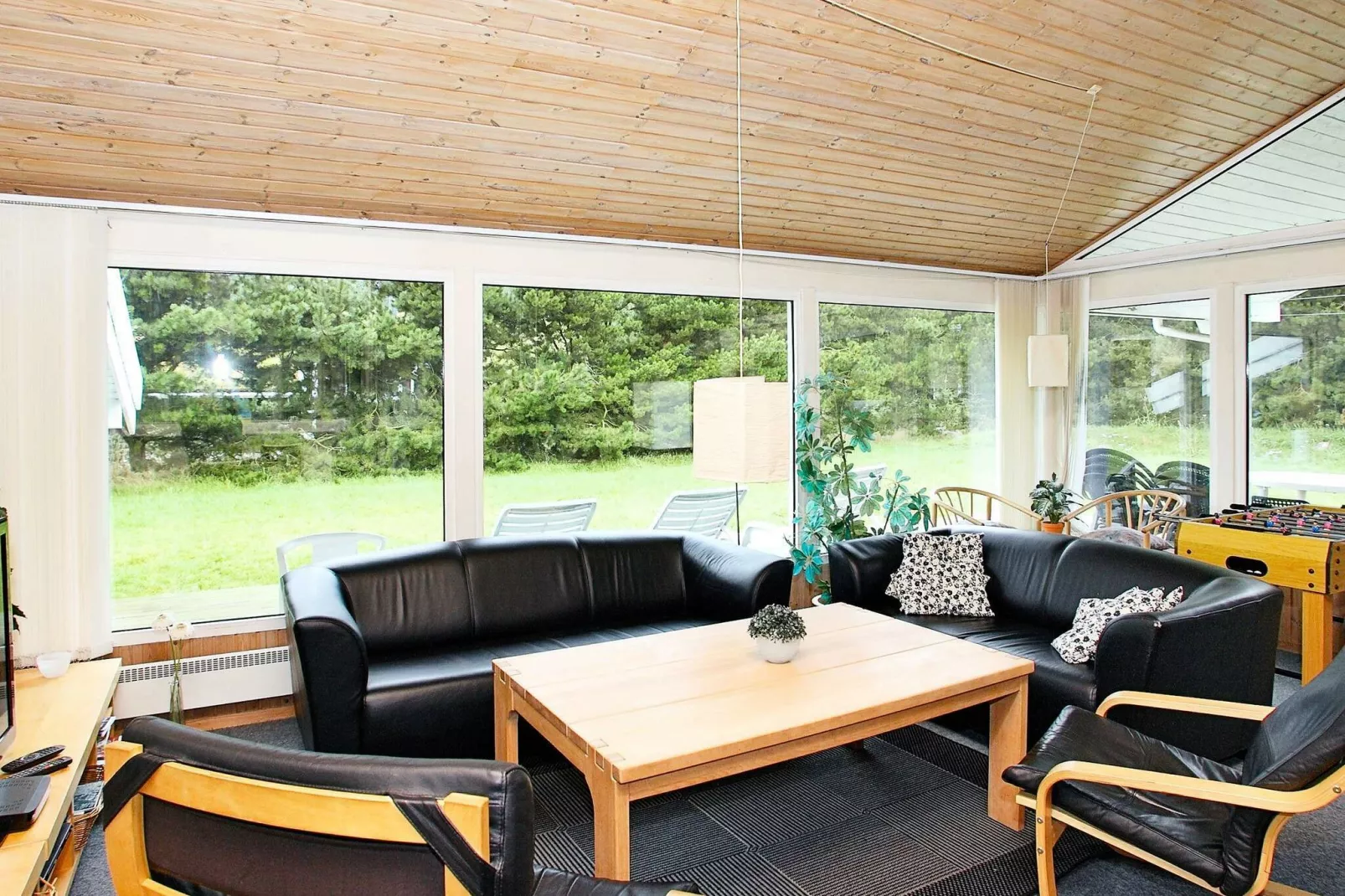 12 person holiday home in Saltum-Indoor