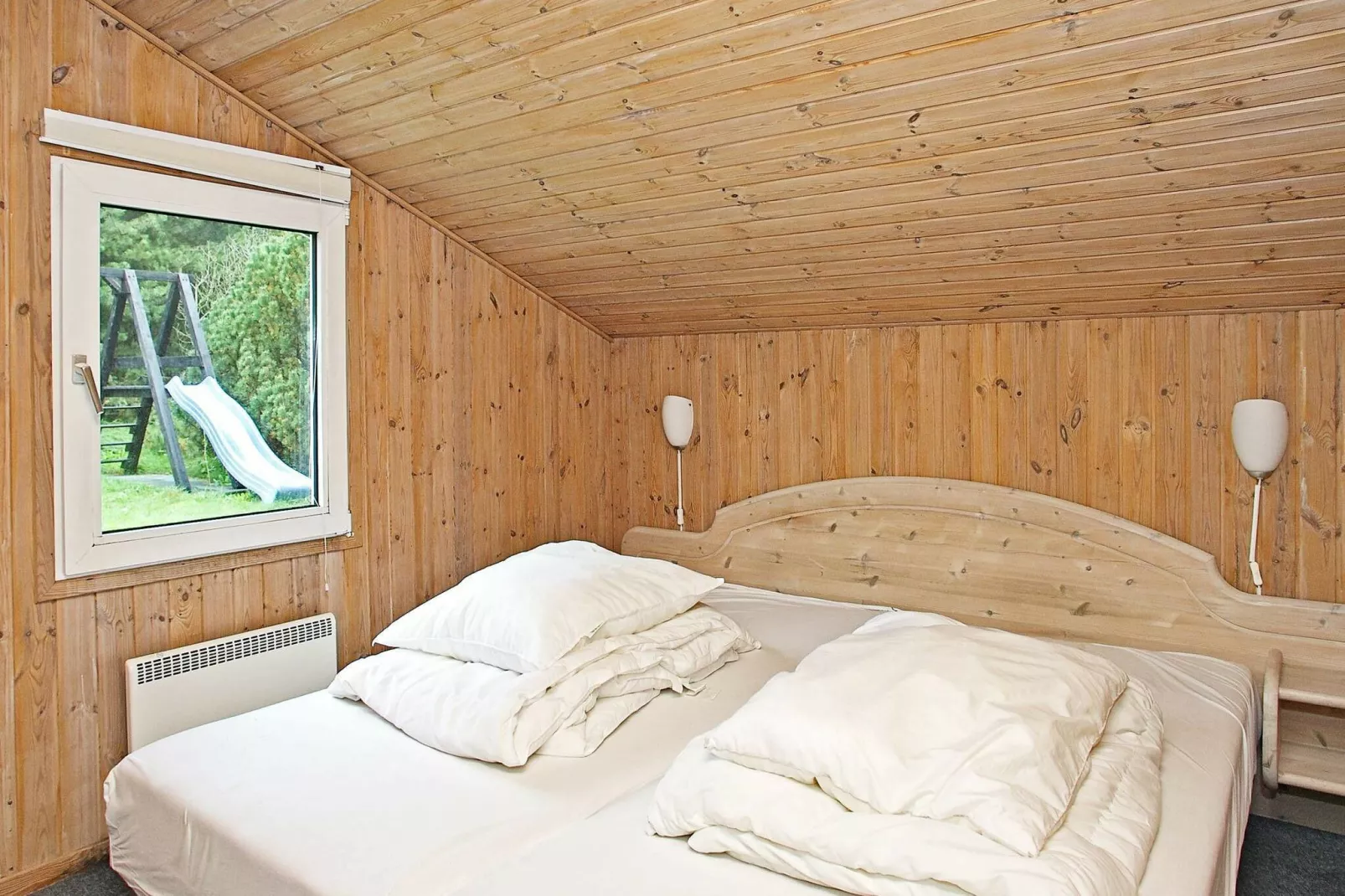 12 person holiday home in Saltum-Indoor