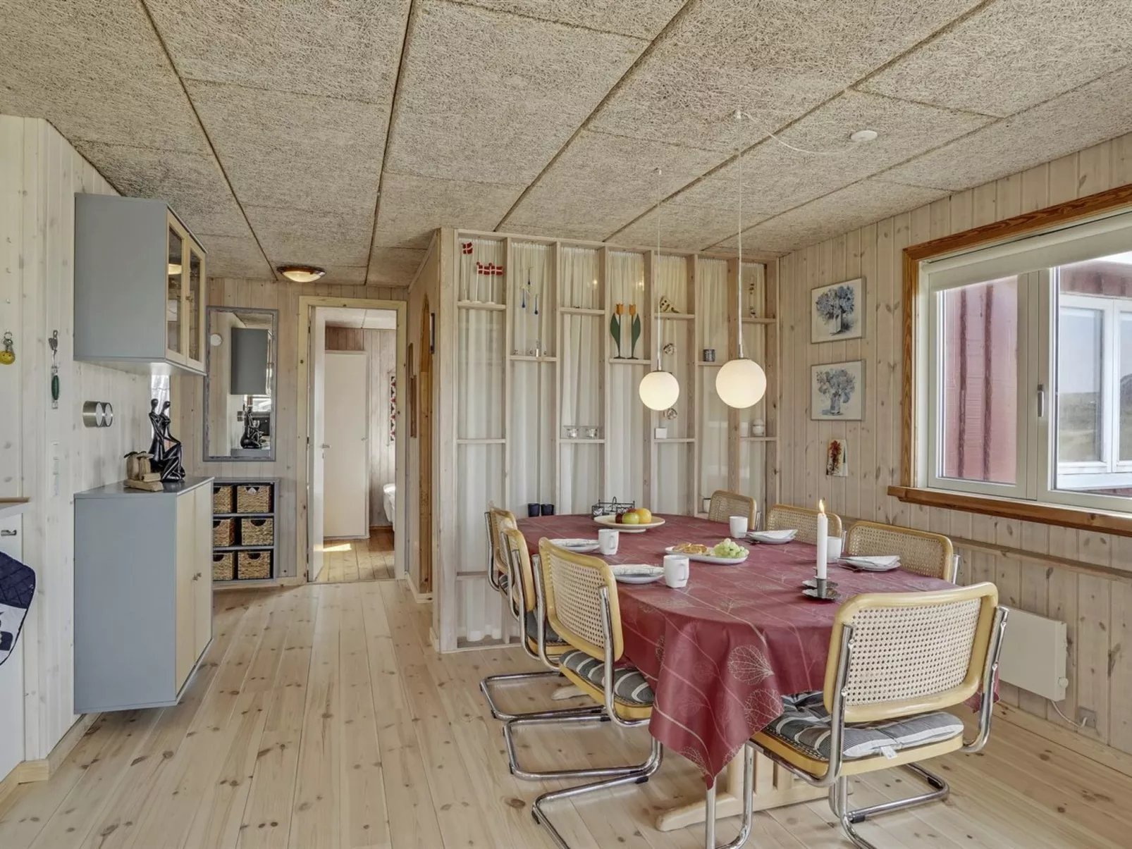 "Hansen" - 75m from the sea-Inside