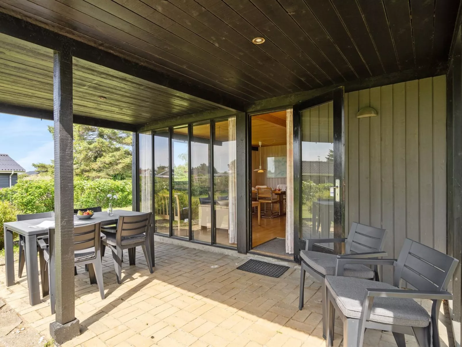 "Veljan" - 400m from the sea-Outside