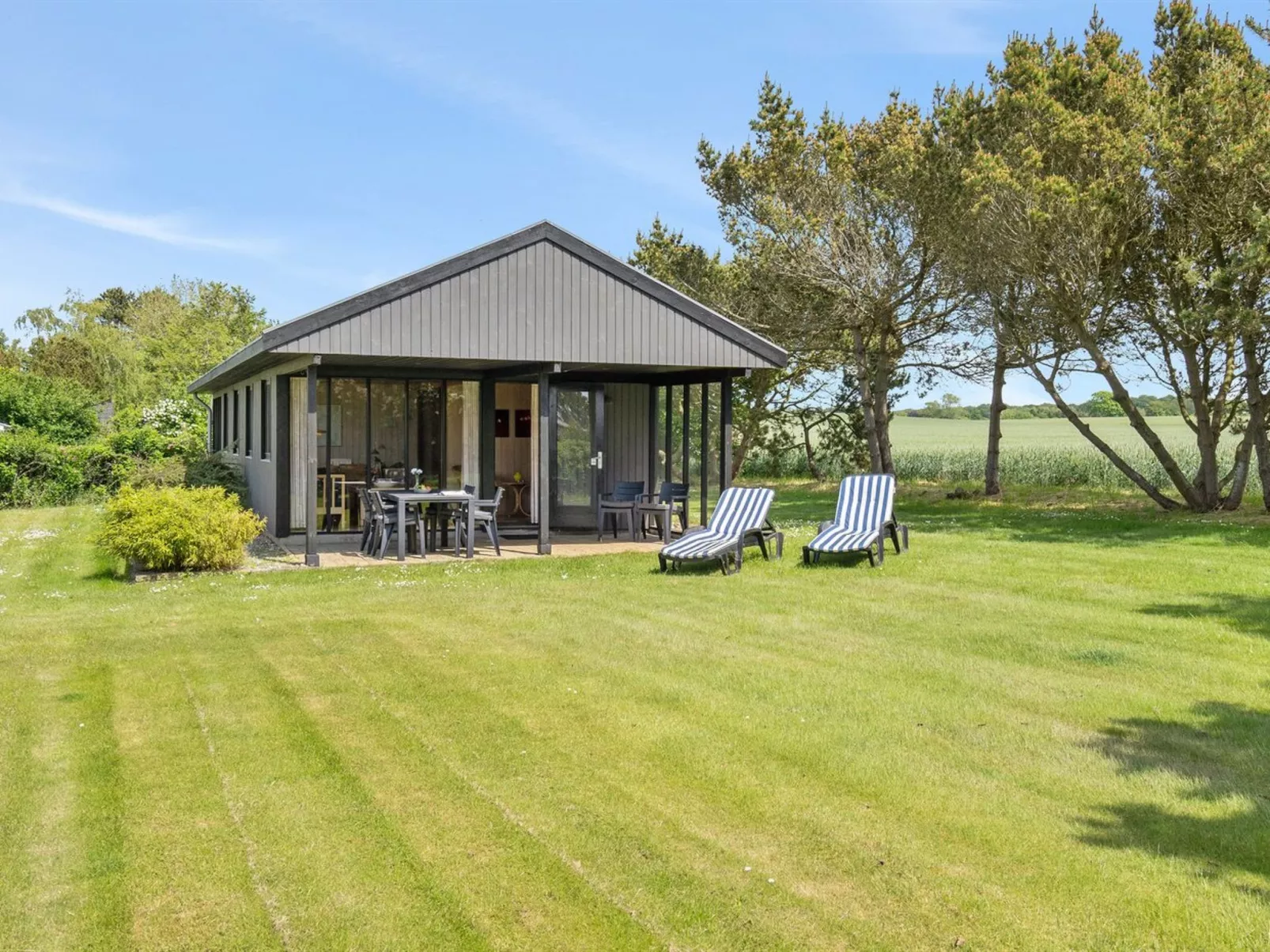 "Veljan" - 400m from the sea-Outside