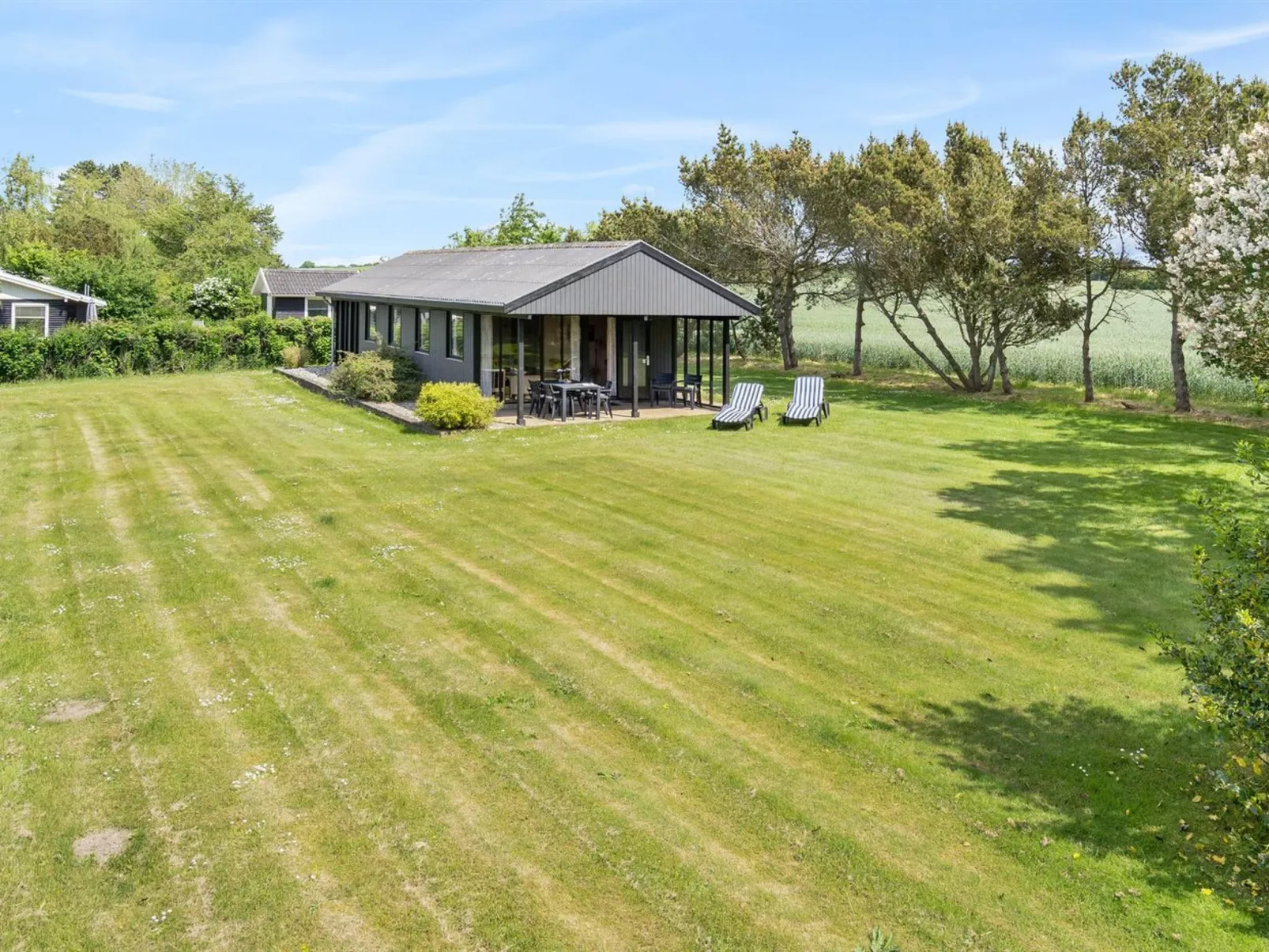 "Veljan" - 400m from the sea-Outside