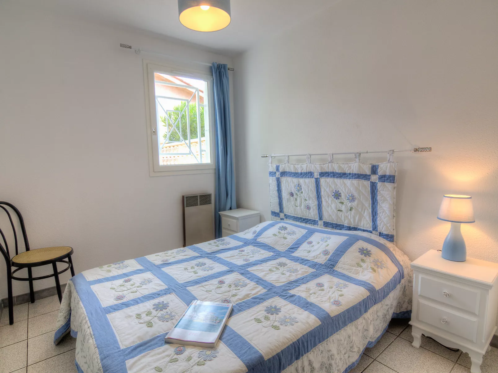 Le Clos de St Cyprien-Inside