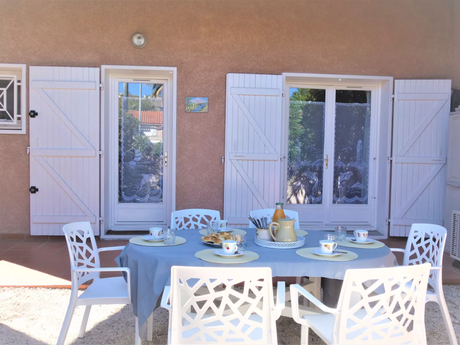 Le Clos de St Cyprien-Outside
