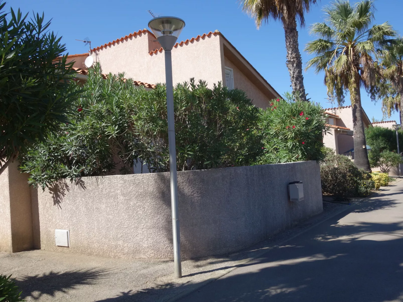 Le Clos de St Cyprien-Outside