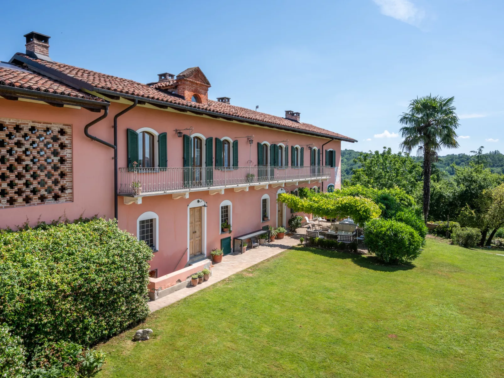 Bric del Vento-Outside