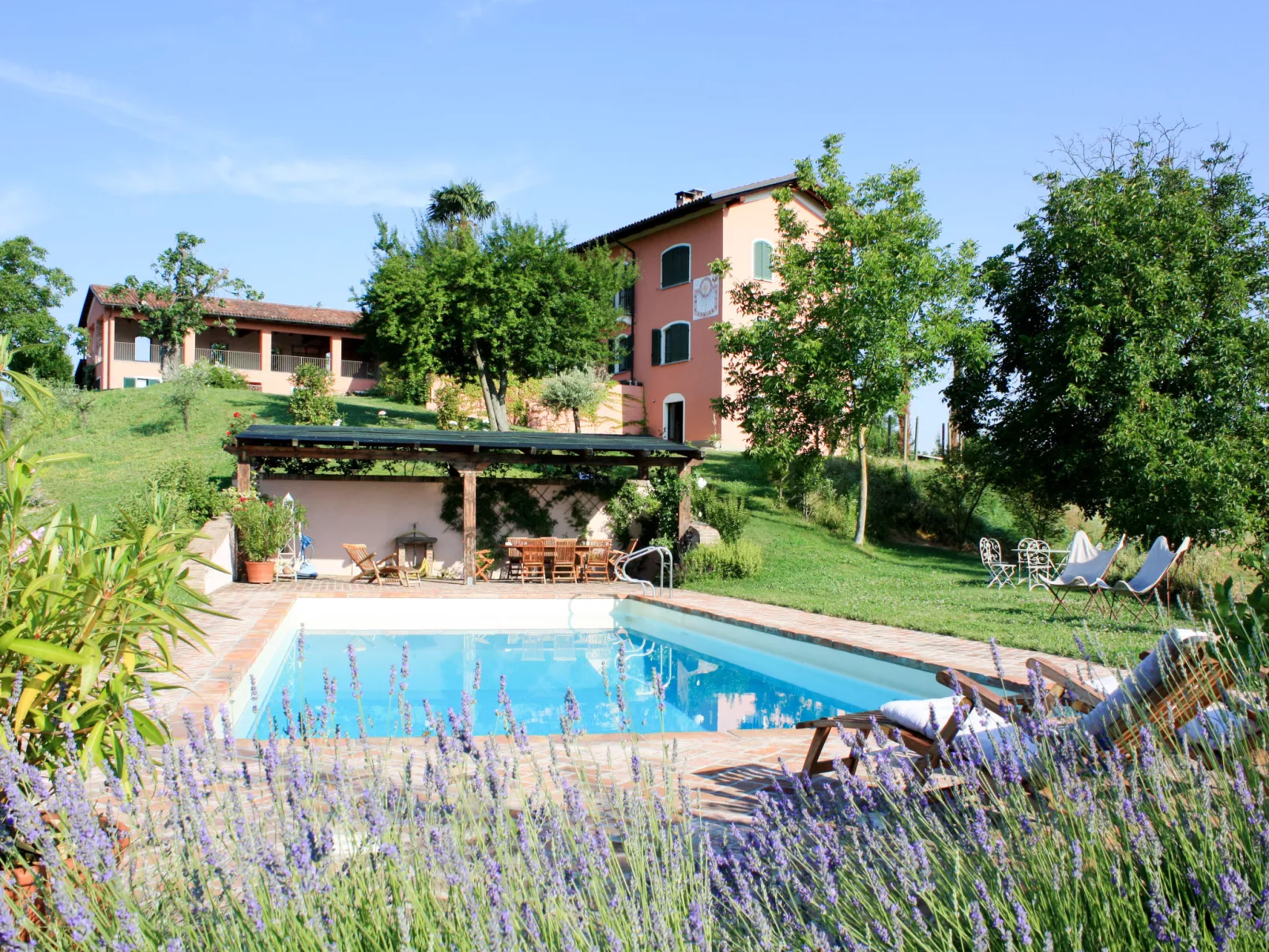 Bric del Vento-Outside