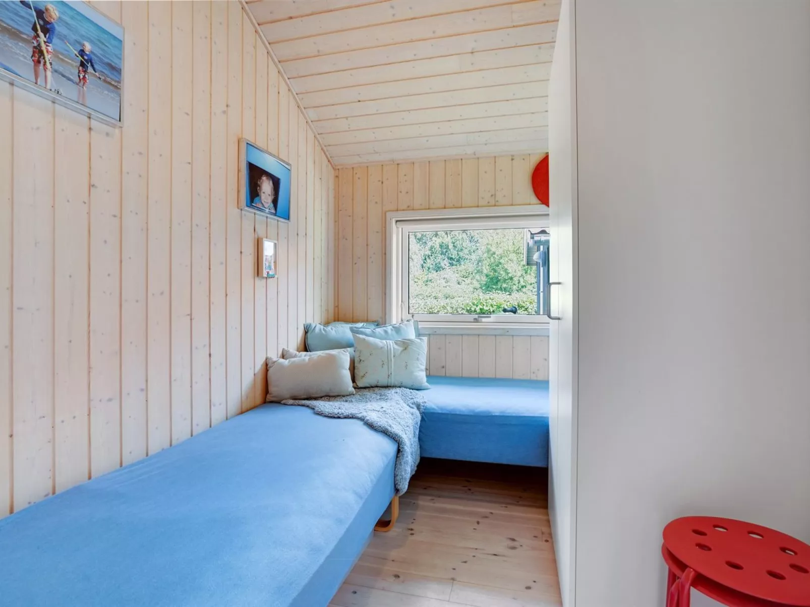 "Swanhild" - 900m from the sea-Inside