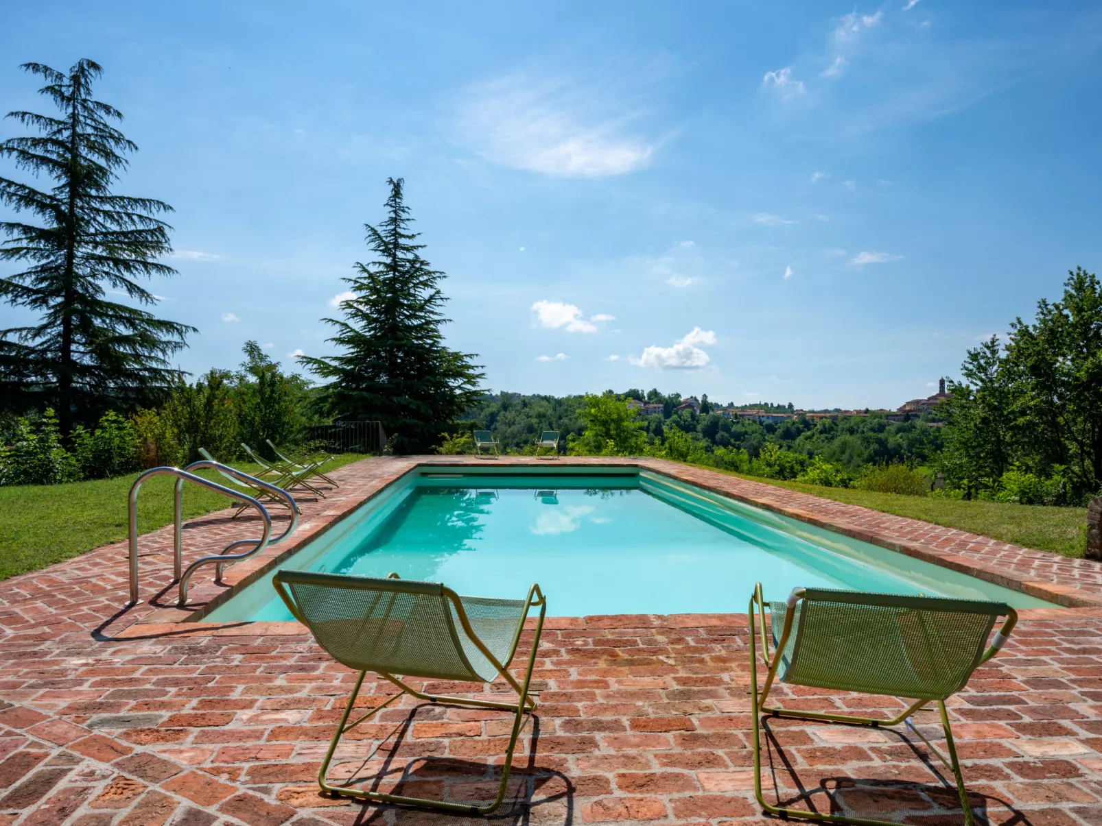 Bric del Vento-Outside