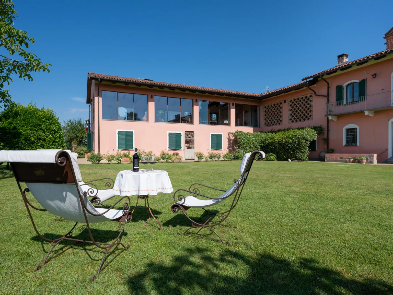 Bric del Vento-Outside