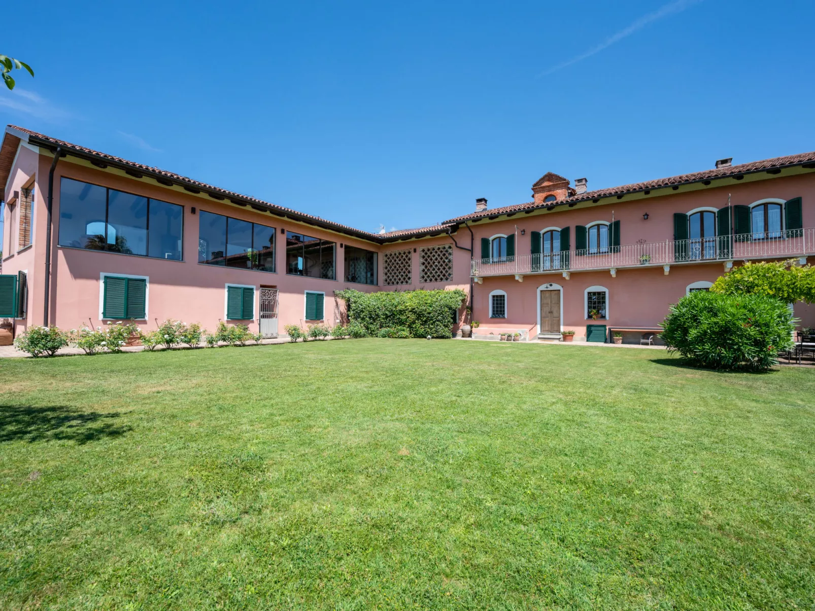 Bric del Vento-Outside