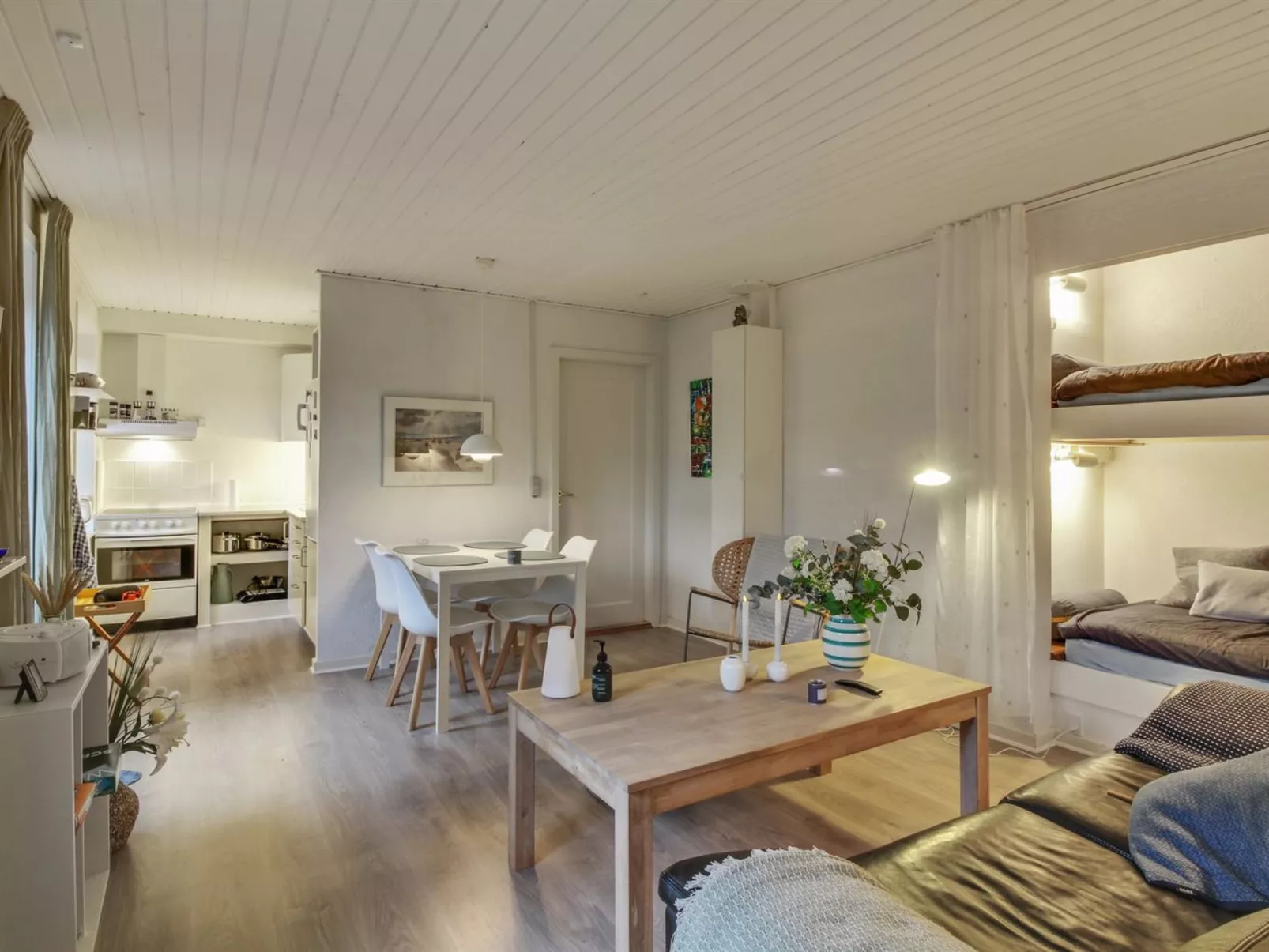 "Ingert" - 250m from the sea-Inside