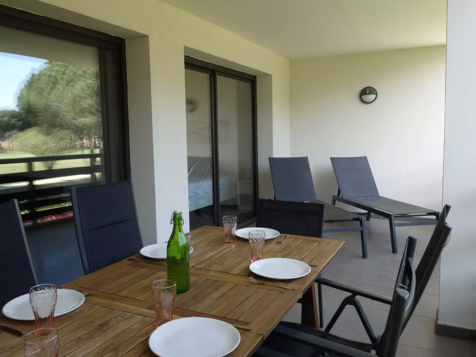 Le Golf Clair-Outside