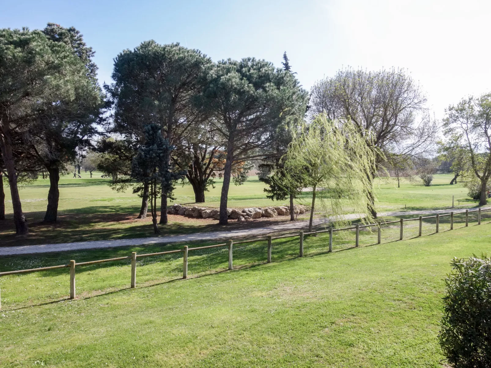 Le Golf Clair-Outside
