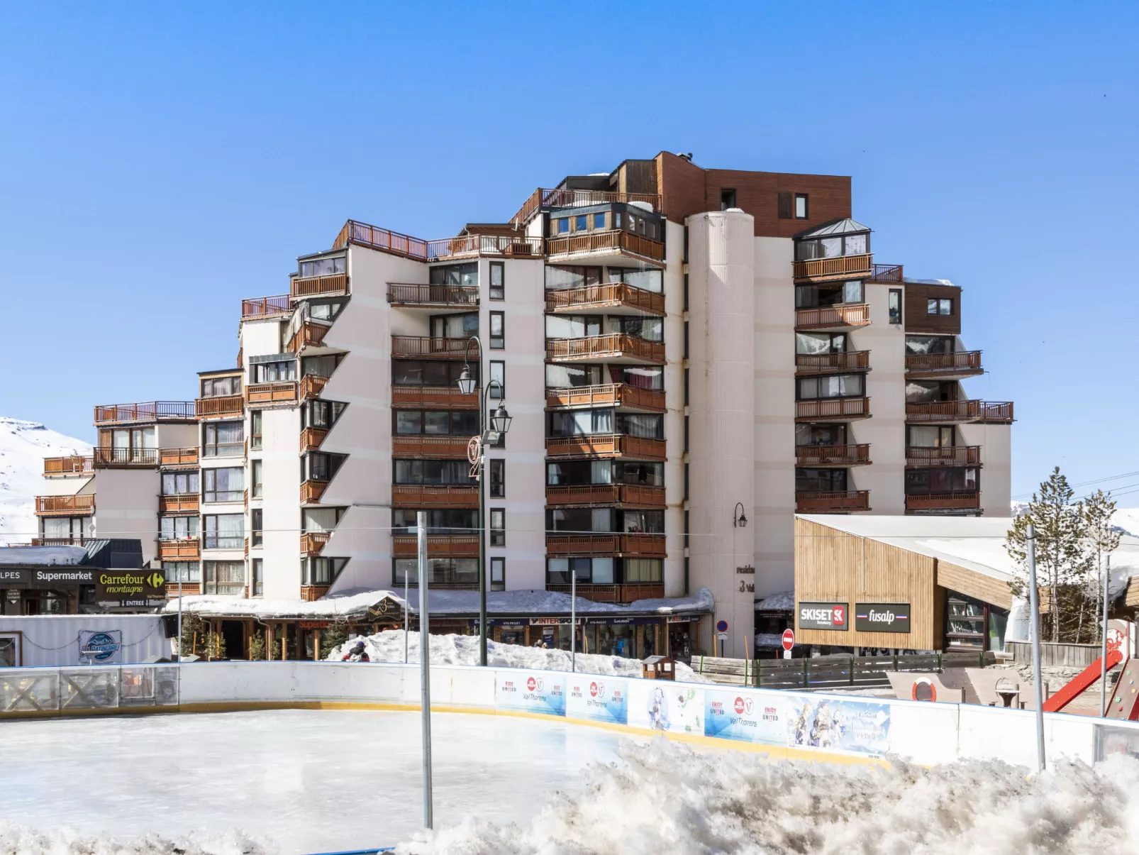Trois Vallées 517-Draußen