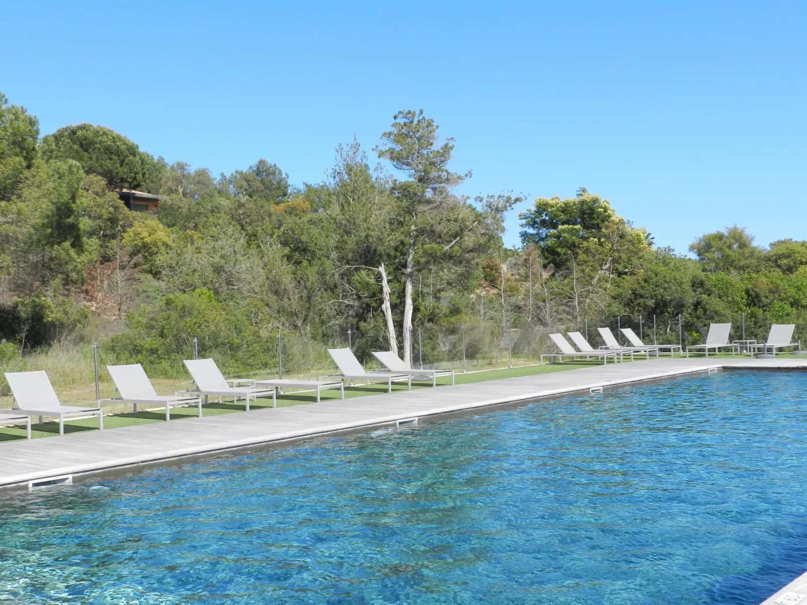 Cala Sultana-Outside