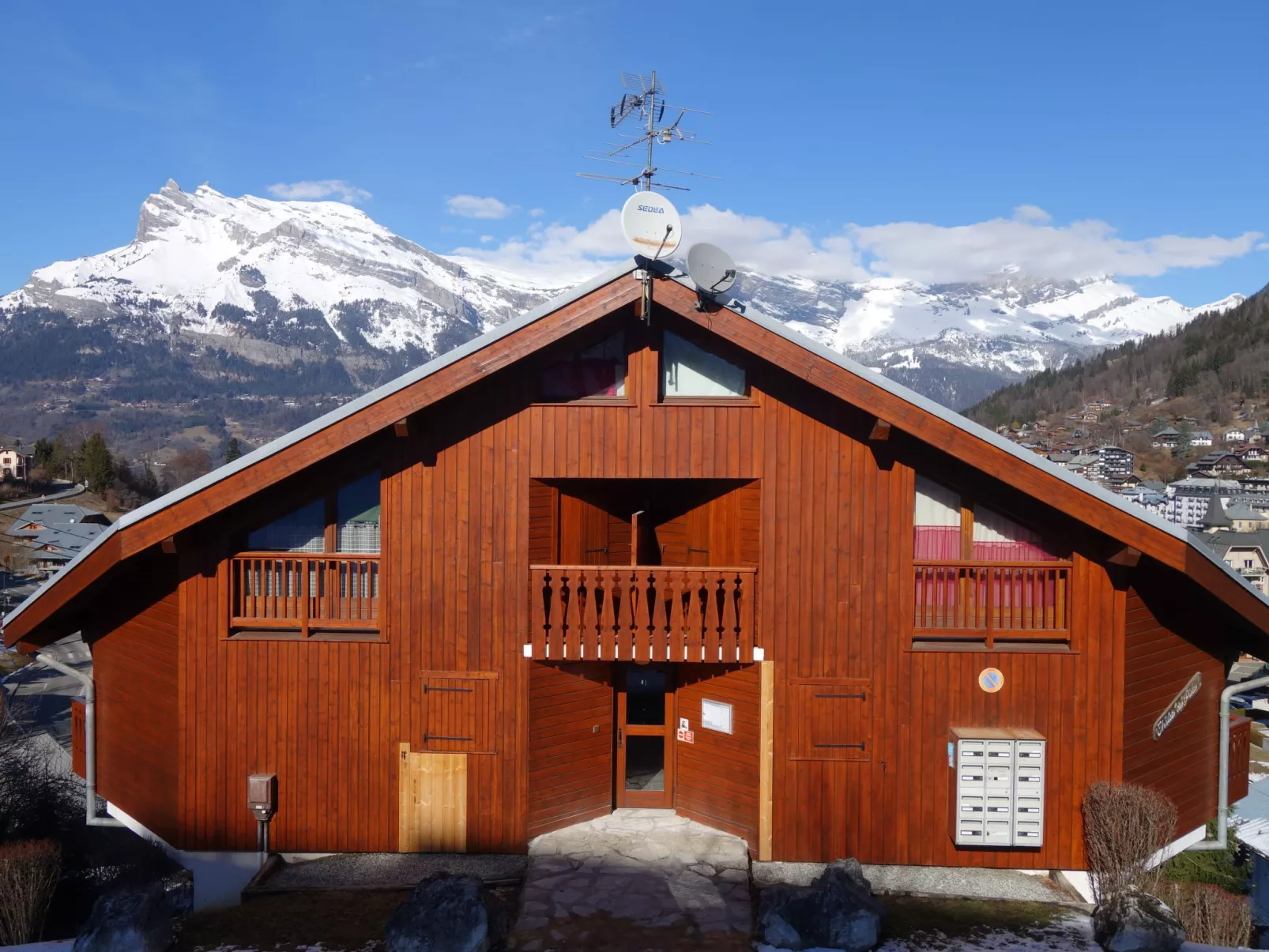 Chalet les pistes-Outside