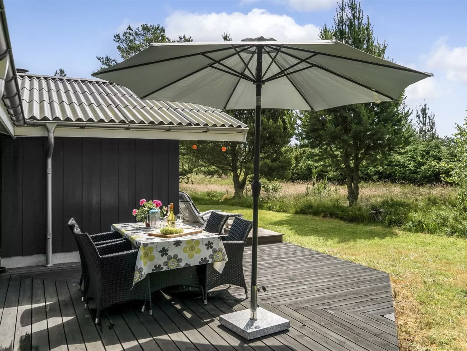 "Ajten" - 150m from the sea-Draußen