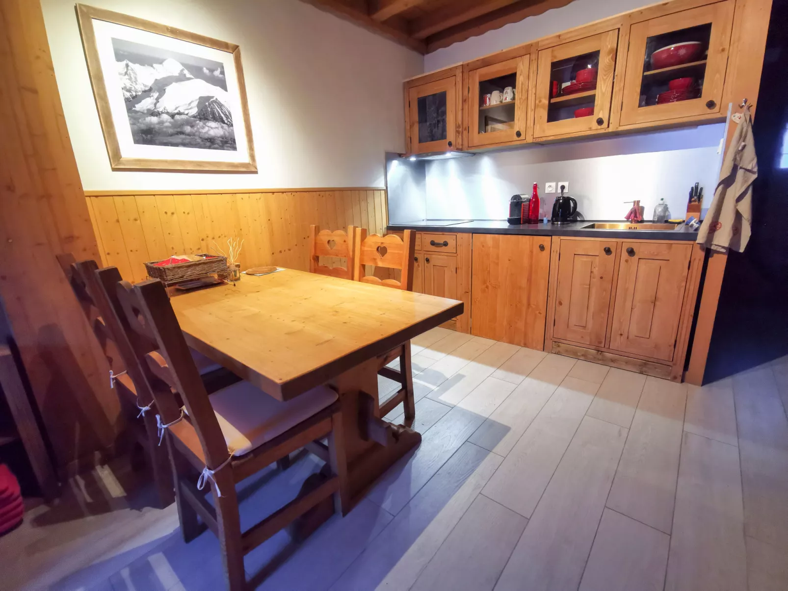 Le clos Alpin-Inside