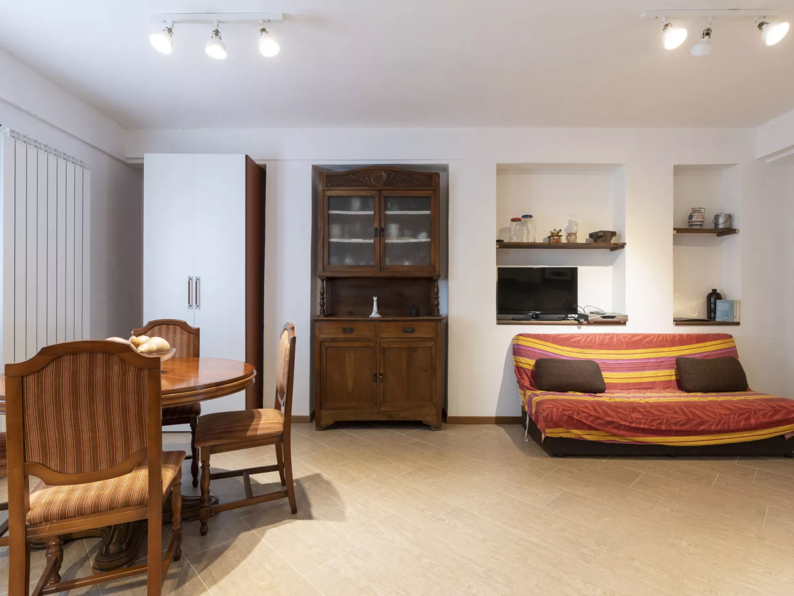 Casa dalla Mamma-Inside