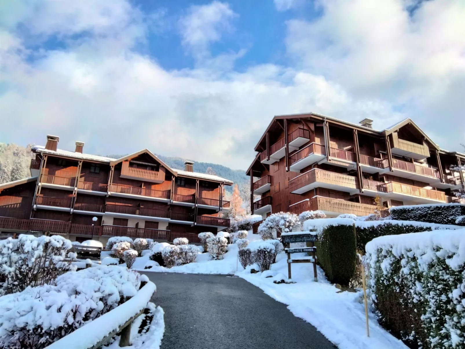 Pointe des aravis B13-Outside