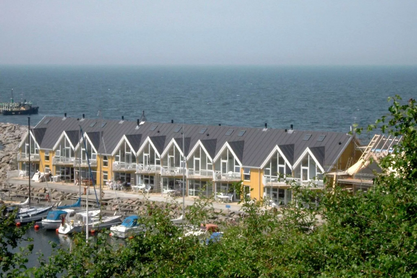 HASLE MARINA-Water view