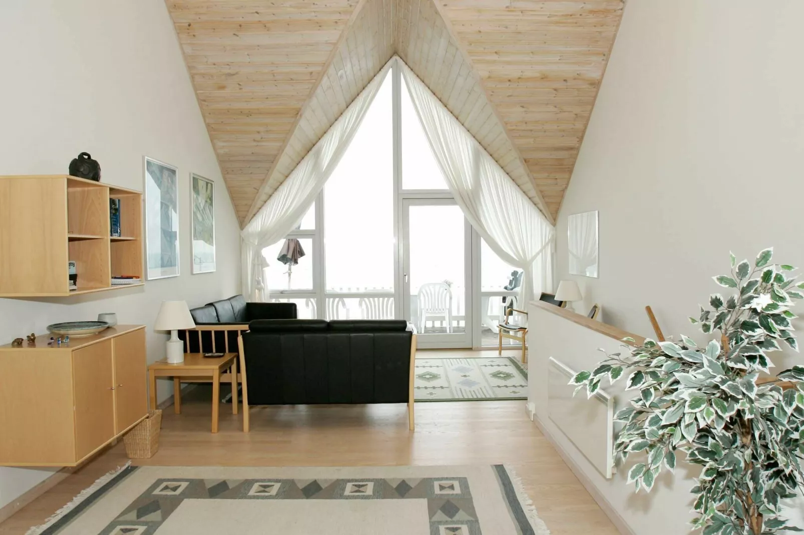 HASLE MARINA-Indoor