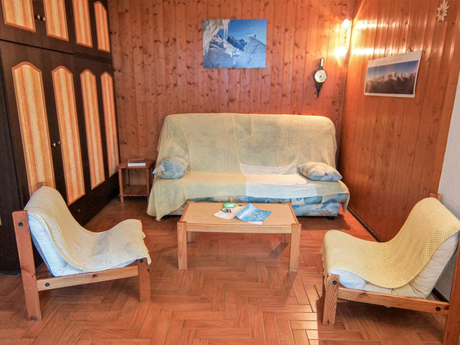 Le Prarion-Inside