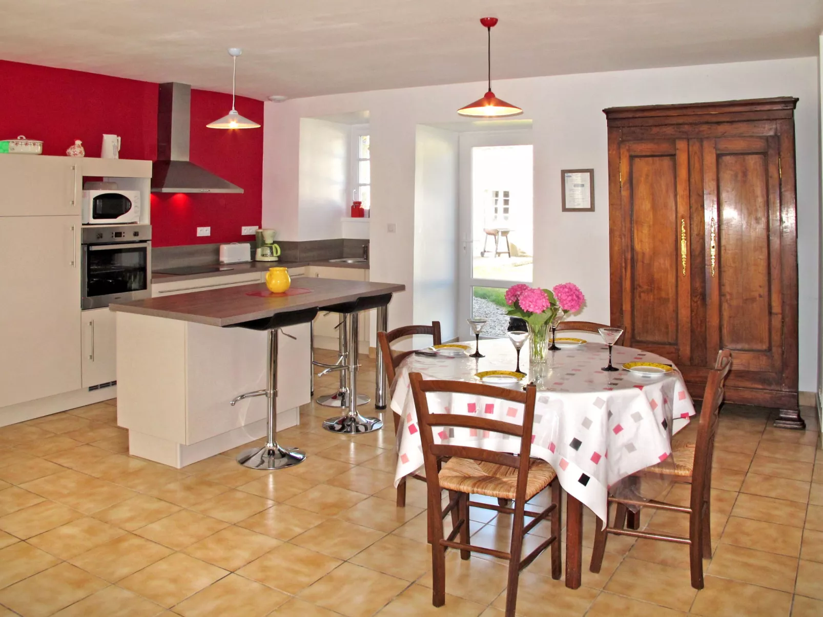 Le Manoir-Inside