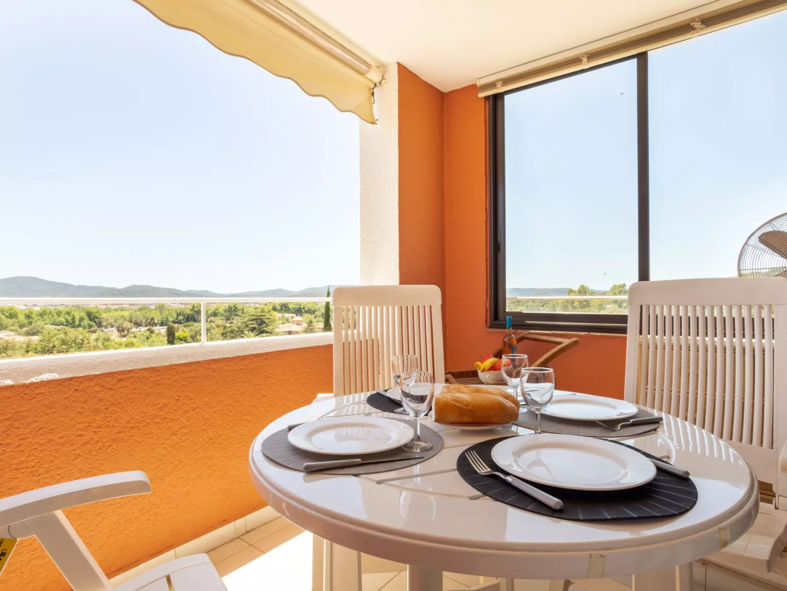 Les Parcs de Grimaud-Outside