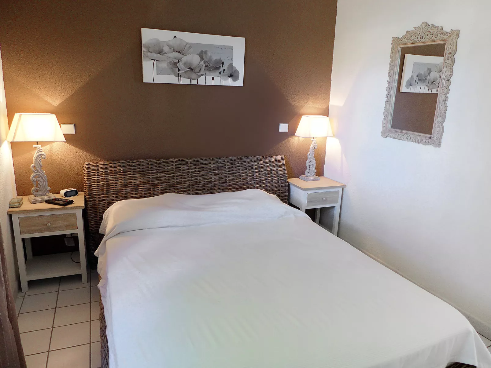 Le Thalassa 1-Inside