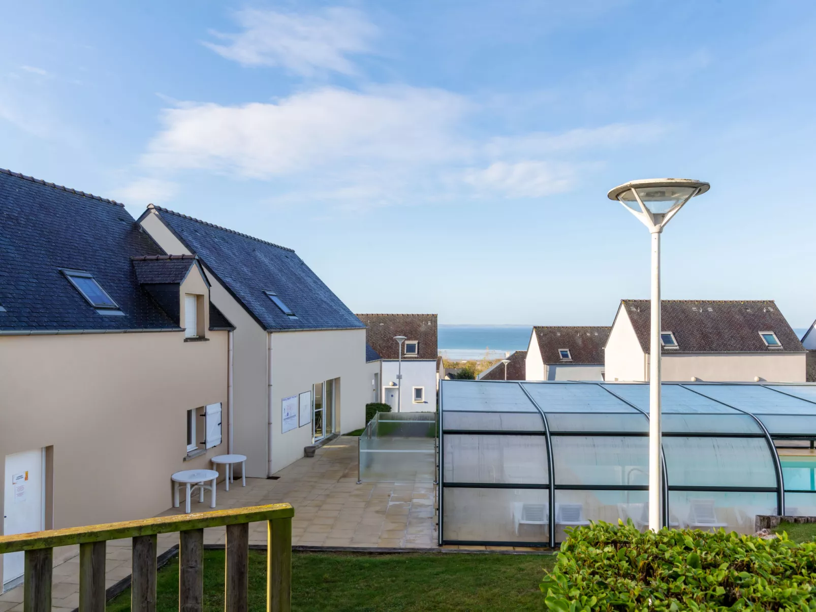 Les Terrasses-Outside