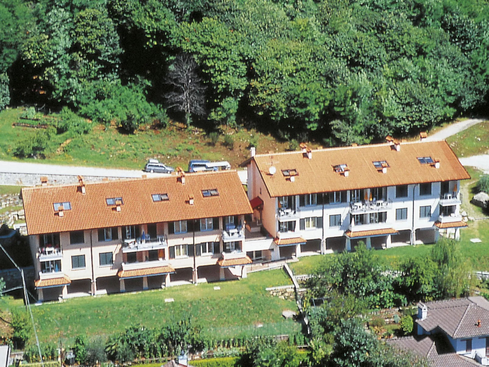 Isolino (FON106)-Outside
