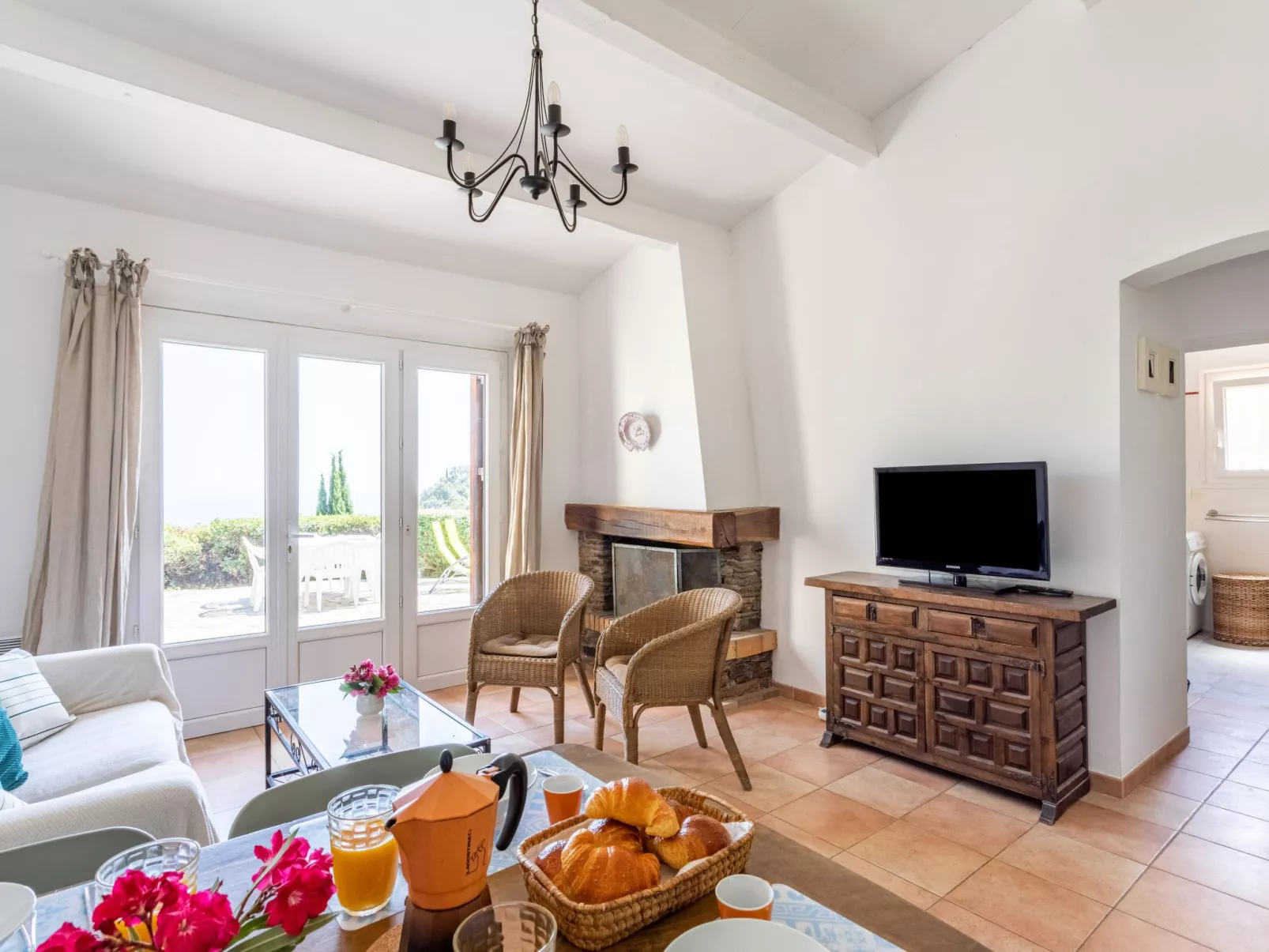 Domaine des Collieres-Inside