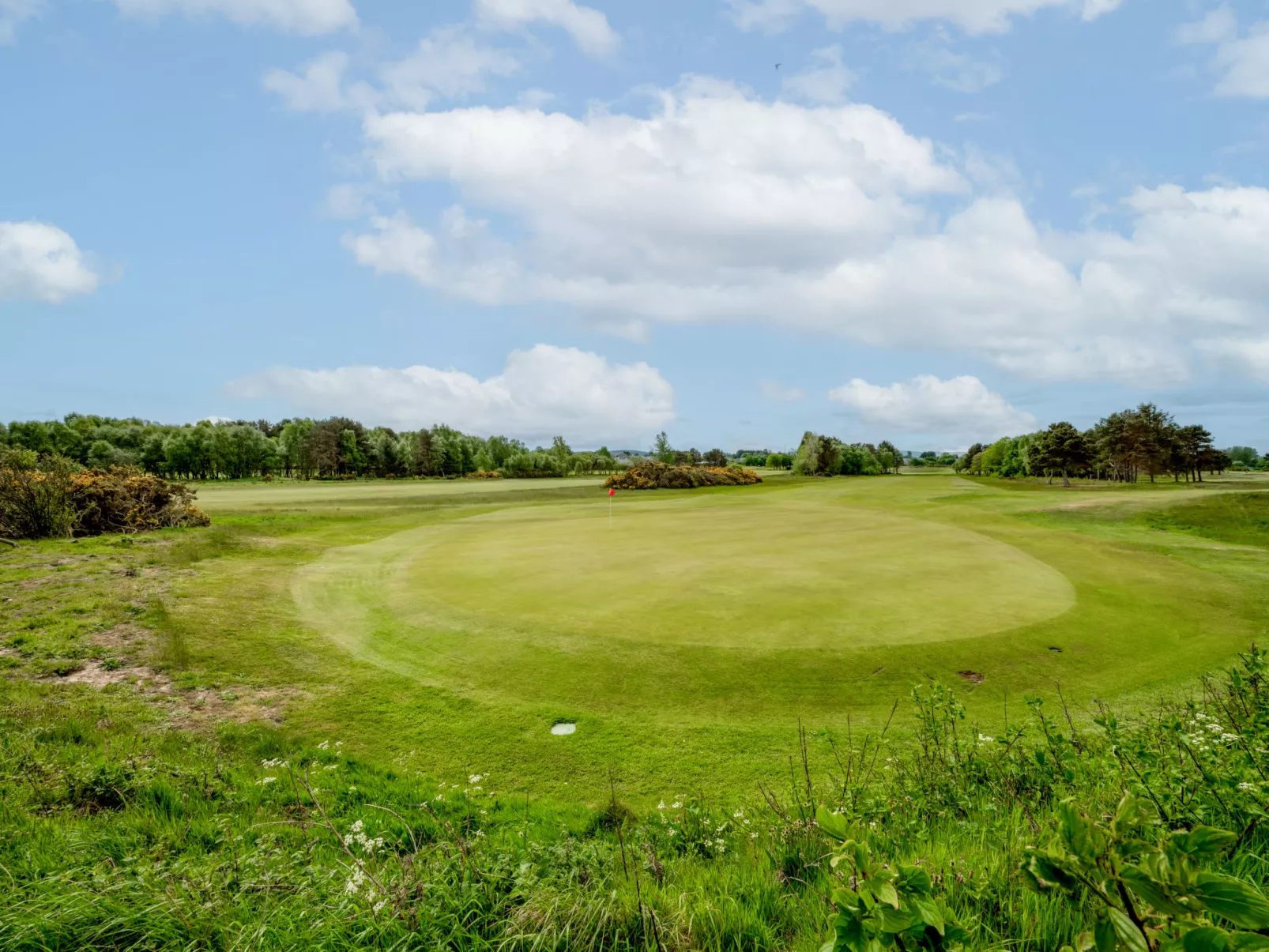 Golf View-Outside