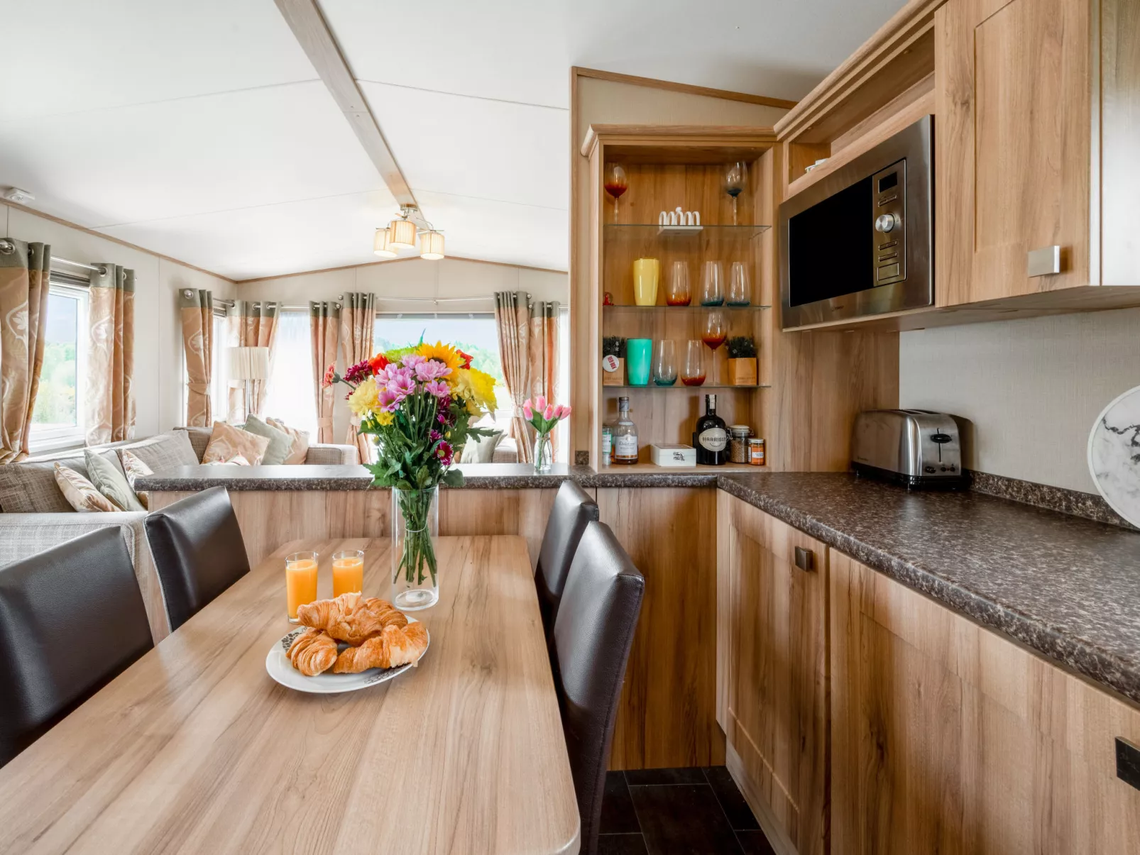 Golf View-Inside