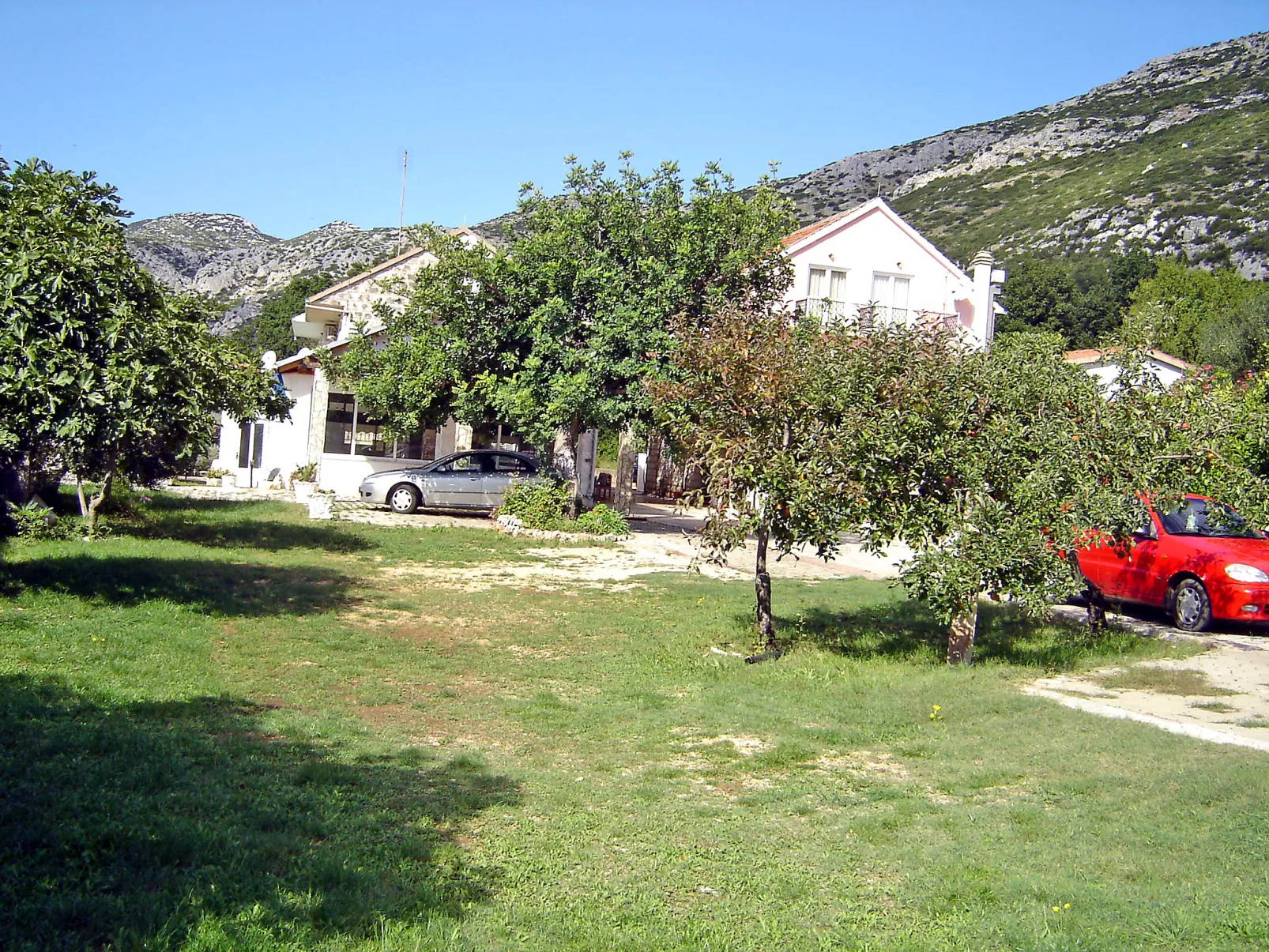 Balota-Outside