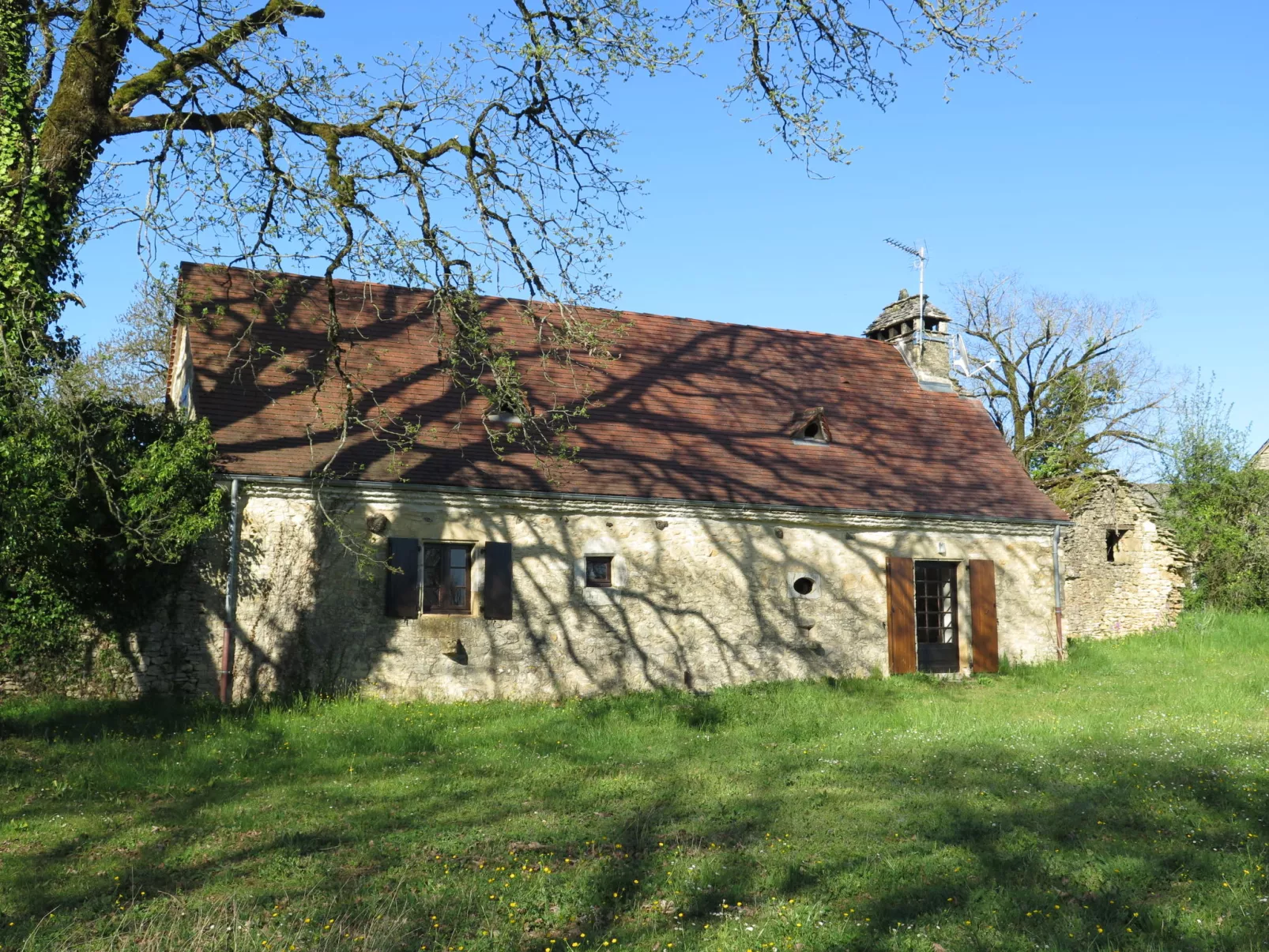 Le Petit Gîte-Outside