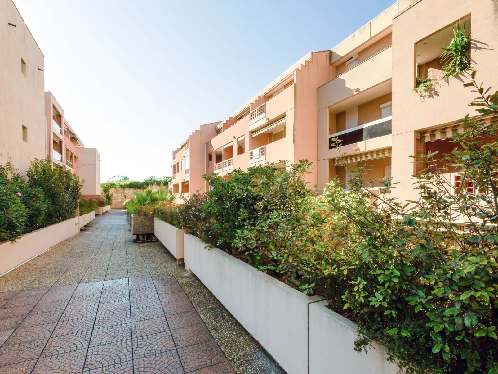 Régina-Outside