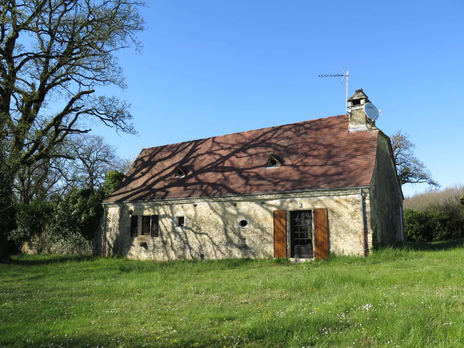 Le Petit Gîte-Outside